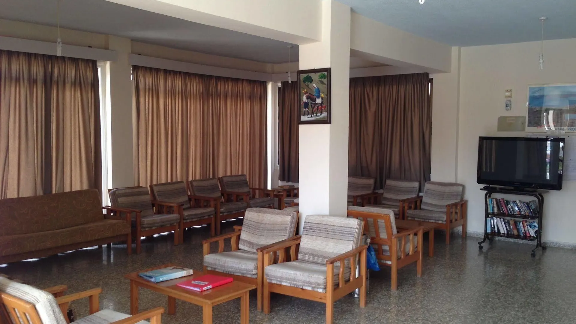 Constantaras Apartments Protaras