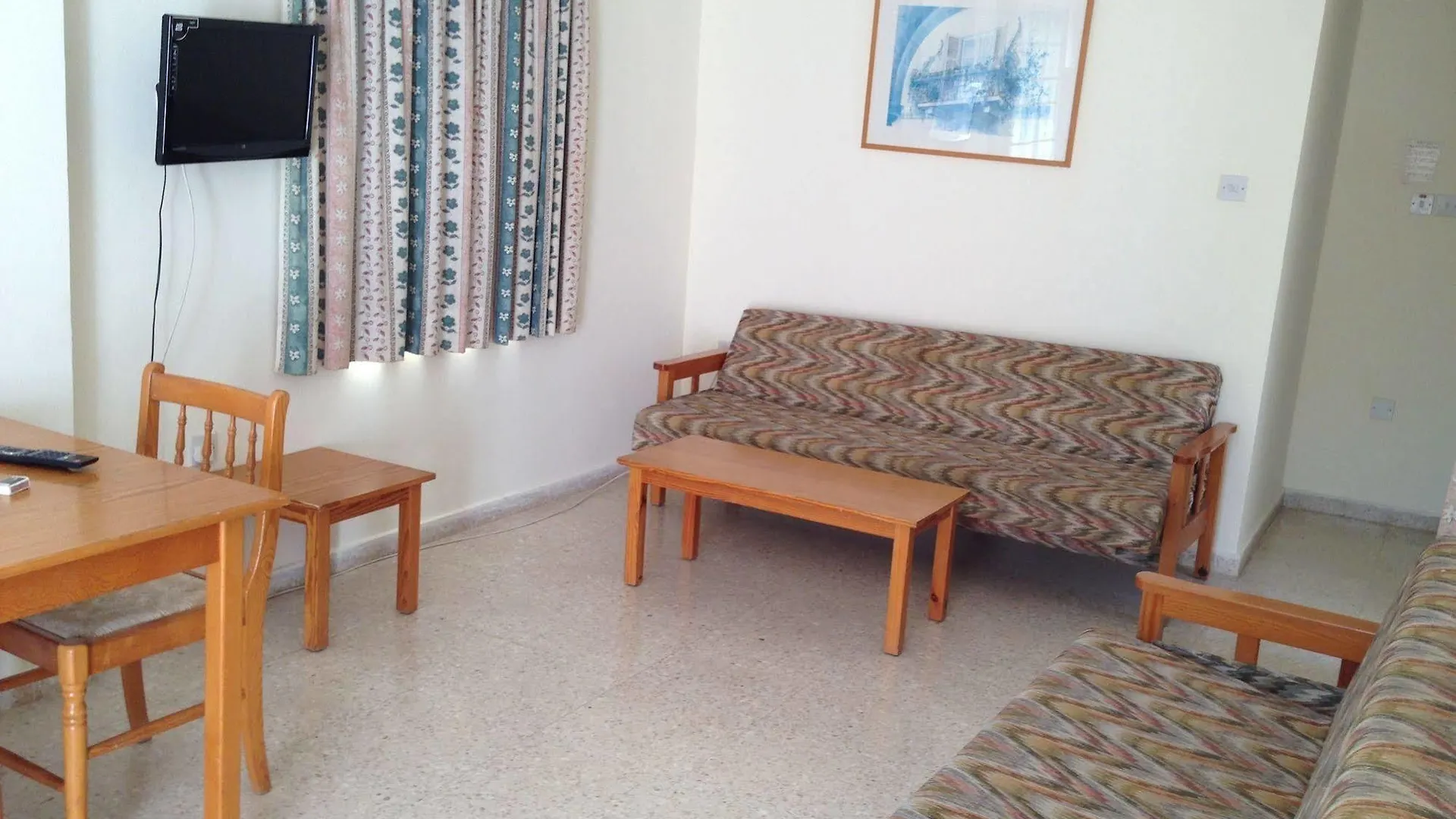 Constantaras Apartments Protaras