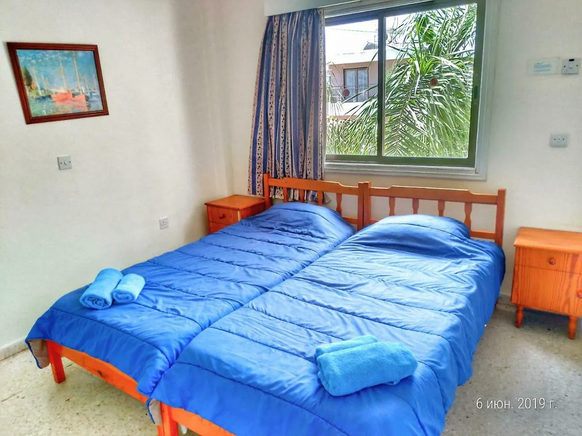 Constantaras Apartments Protaras